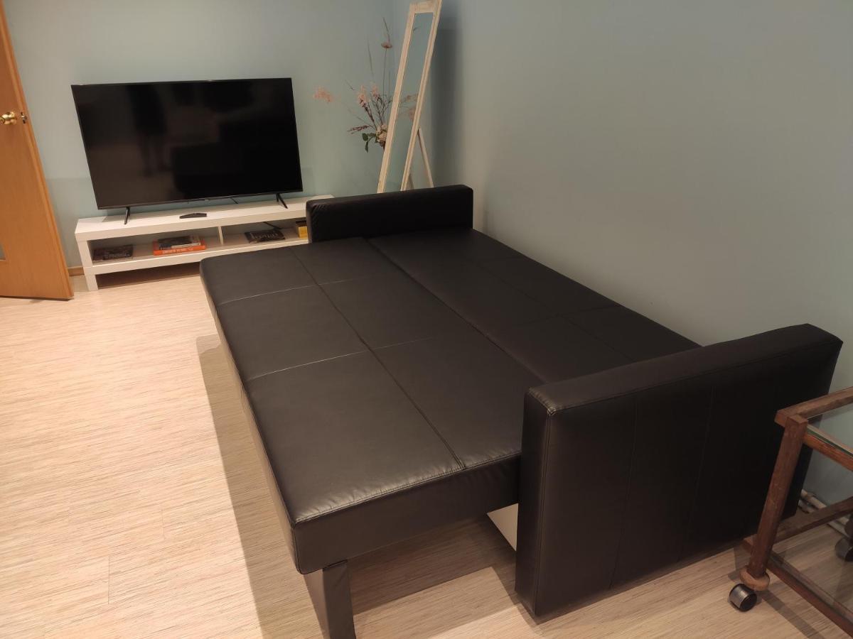 Zapyskis Spacious & Cozy Apartment With Forest View מראה חיצוני תמונה